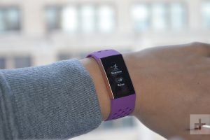 fitbit-charge-3-review-lavendar-face